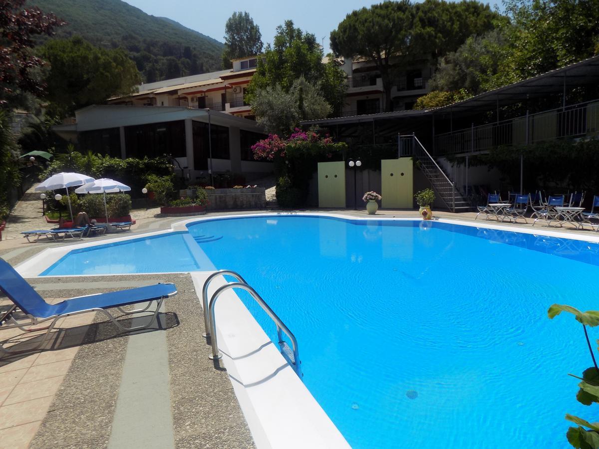 Lefkas Blue Hotel Nikiana Exterior foto