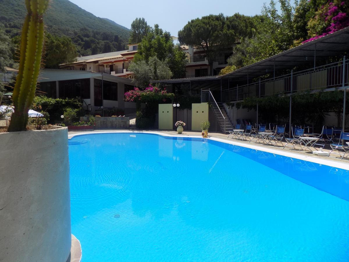 Lefkas Blue Hotel Nikiana Habitación foto